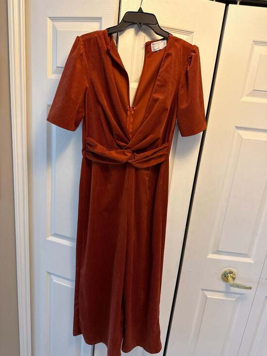 ASOS - Picture 3 of 9